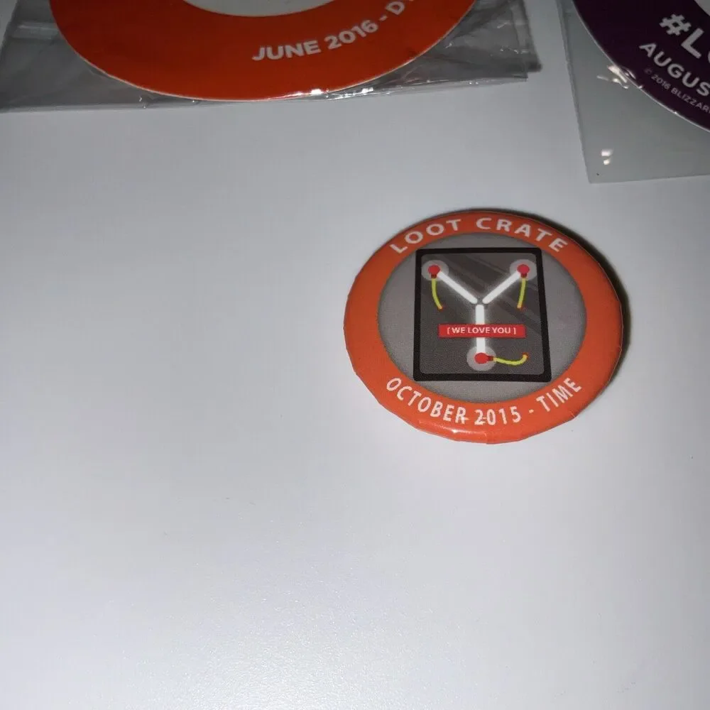 WorldWarcraft & Dystopia Lootpins Crate Exclusive Aug. 2016, June 2016, OCT 2015